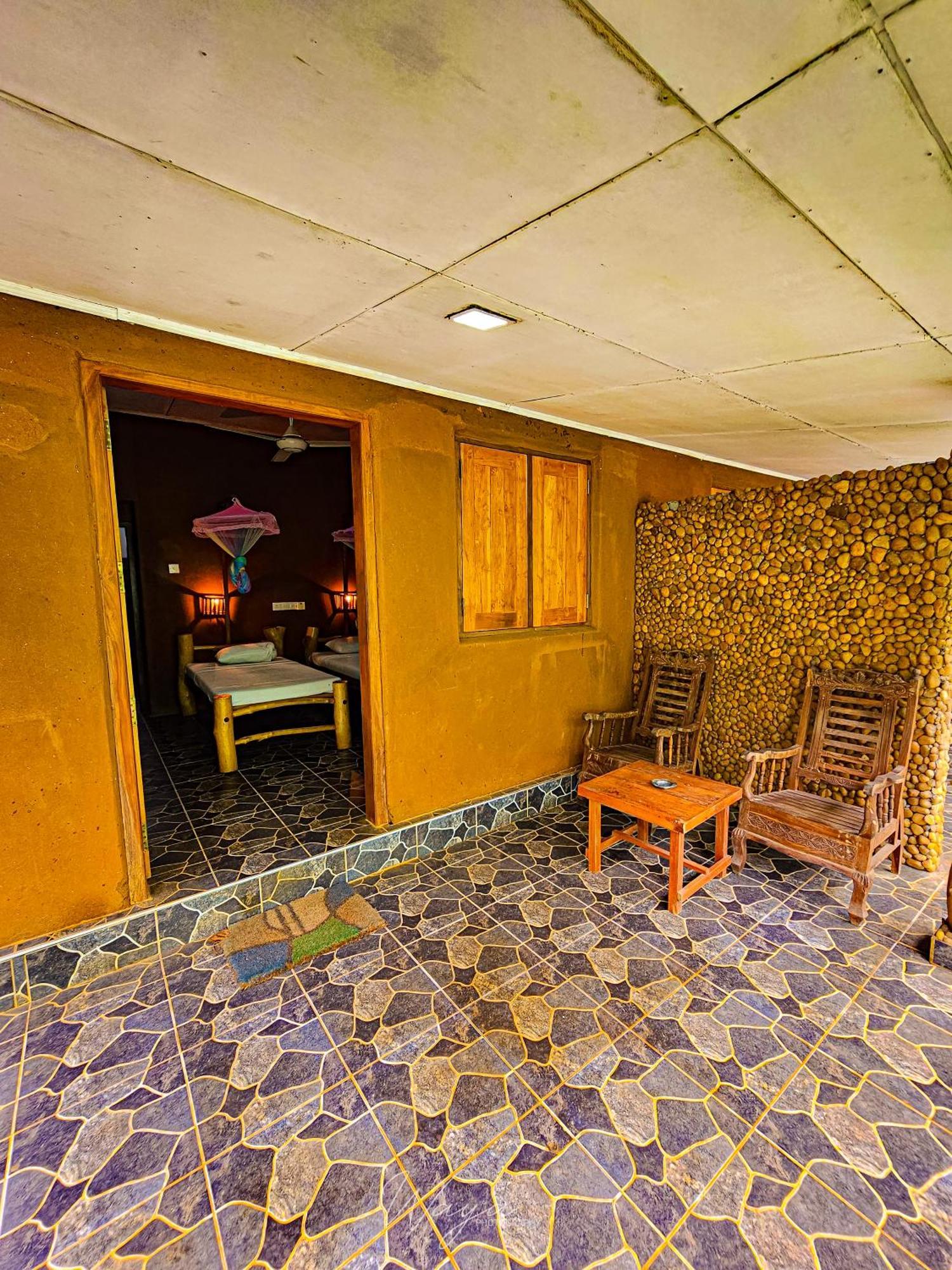 Elephant Paradise Safari Bungalow Udawalawe Exterior foto